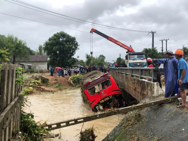 Tổng lực ứng phó ngập lụt lịch sử Tổng lực ứng phó ngập lụt lịch sử