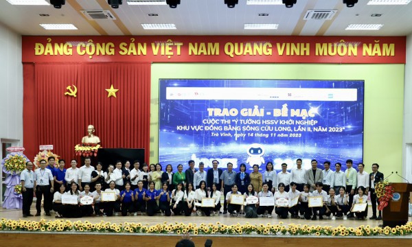 Trao giải ý tưởng khởi nghiệp và ra mắt Làng HSSV sáng tạo ĐBSCL