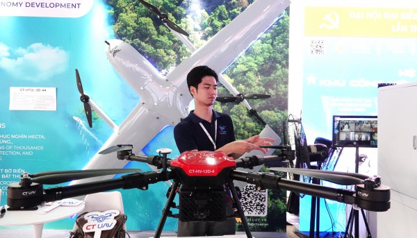 Triển lãm thiết bị công nghệ chiến lược tại Đại hội Đảng bộ TP.HCM Triển lãm thiết bị công nghệ chiến lược tại Đại hội Đảng bộ TP.HCM