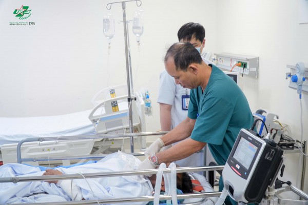 Trực thăng bay cấp cứu ngư dân ở đặc khu Trường Sa ngày đầu năm 2026