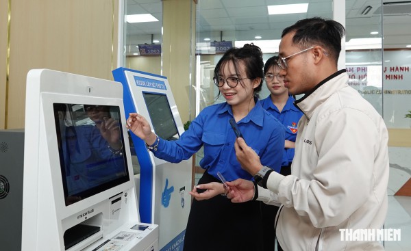 Trung tâm Phục vụ hành chính công TP.HCM chính thức nhận hồ sơ tập trung Trung tâm Phục vụ hành chính công TP.HCM chính thức nhận hồ sơ tập trung