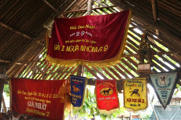 Trường đua Phú Thọ gần 100 năm sắp mở đường: Nài ngựa tiếc nuối thời vàng son