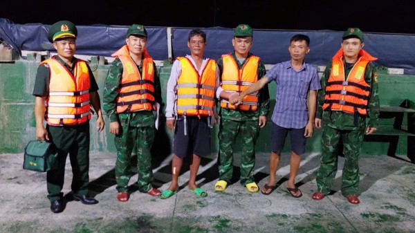 Truy tìm tàu sắt tông chìm tàu cá rồi bỏ chạy Truy tìm tàu sắt tông chìm tàu cá rồi bỏ chạy