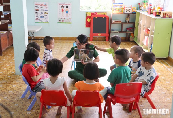 Từ điều tra 'Tội ác trong một mái ấm': Vẽ lại tuổi thơ sau giông bão