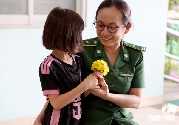 Từ điều tra 'Tội ác trong một mái ấm': Vẽ lại tuổi thơ sau giông bão