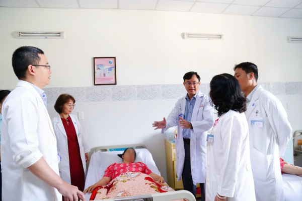 Uống thuốc tránh thai khẩn cấp vẫn mang thai ngoài tử cung ở vị trí cực hiếm Uống thuốc tránh thai khẩn cấp vẫn mang thai ngoài tử cung ở vị trí cực hiếm