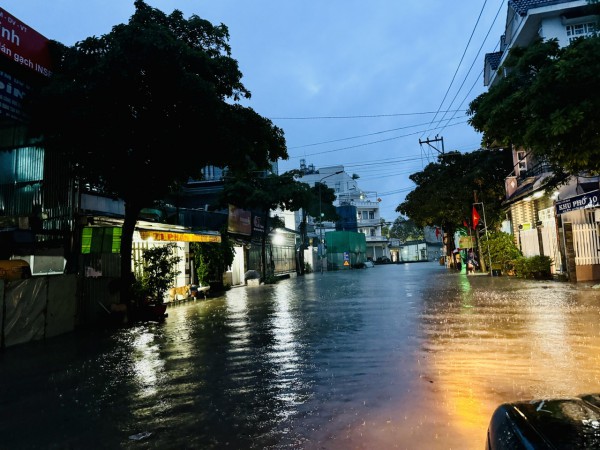 Vấn đề chống ngập nước ở TP.HCM: Ngập kinh niên, vì sao? Vấn đề chống ngập nước ở TP.HCM: Ngập kinh niên, vì sao?