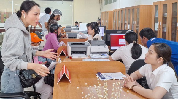 Vận hành chính quyền địa phương 2 cấp tại miền Tây: Thủ tục hành chính ra sao? Vận hành chính quyền địa phương 2 cấp tại miền Tây: Thủ tục hành chính ra sao?