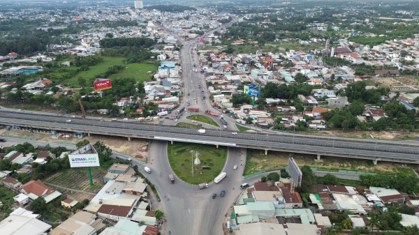 Vì sao cao tốc Biên Hòa - Vũng Tàu chưa kịp khai thác tạm trong tháng 3.2026? Vì sao cao tốc Biên Hòa - Vũng Tàu chưa kịp khai thác tạm trong tháng 3.2026?