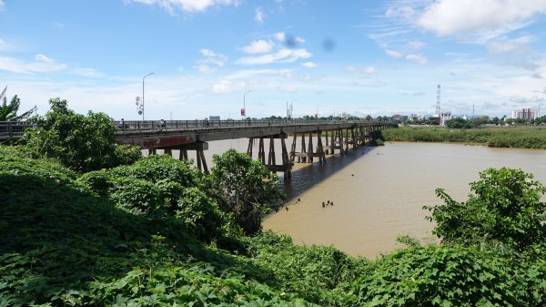 Vì sao cầu Trà Khúc 1 gần 2.200 tỉ ở Quảng Ngãi xin tạm dừng khởi công?