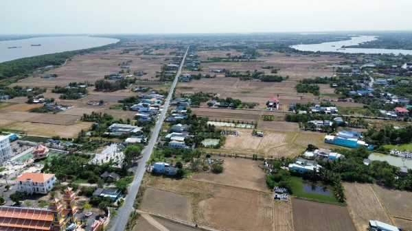 Vì sao người dân 1 xã ở Tây Ninh bị 'đứng bánh' chuyện đất đai, xây nhà? Vì sao người dân 1 xã ở Tây Ninh bị 'đứng bánh' chuyện đất đai, xây nhà?