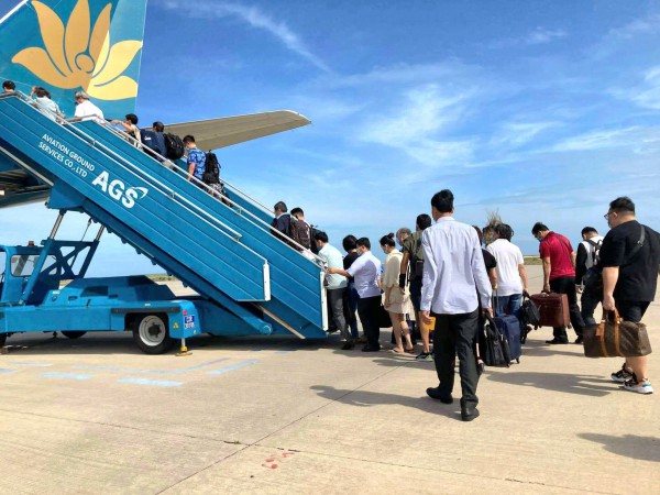 Vietnam Airlines tạm dừng bay Hải Phòng - Cam Ranh do giá nhiên liệu tăng cao