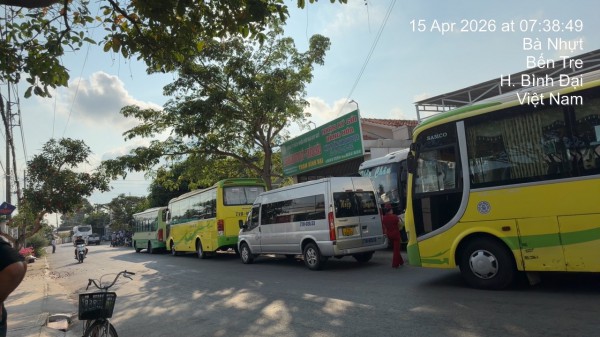 Vĩnh Long: 'Xóa sổ' xe hợp đồng trá hình tuyến cố định