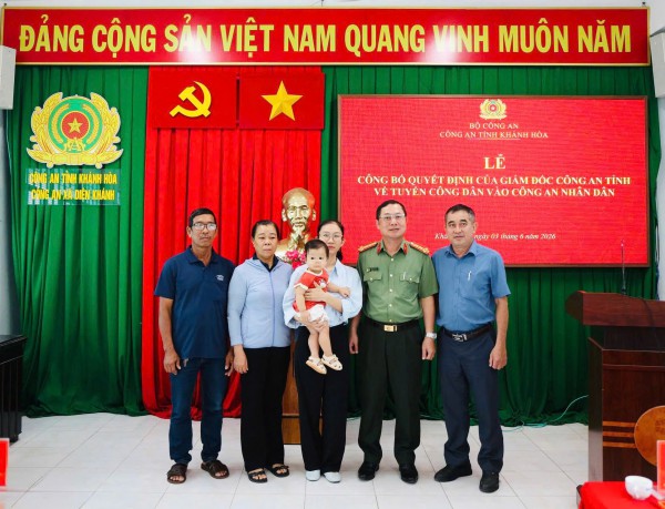 Vợ thiếu tá Nguyễn Xuân Hải nguyện tiếp nối màu áo công an của chồng