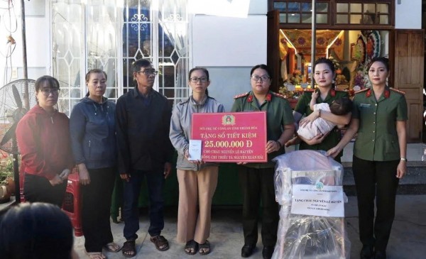 Vợ thiếu tá Nguyễn Xuân Hải nguyện tiếp nối màu áo công an của chồng