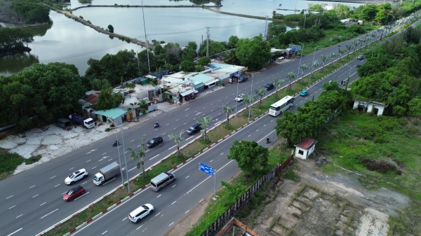 Vụ chiếm đất công, xây nhà hơn 35 năm: Chính quyền yêu cầu tháo dỡ công trình Vụ chiếm đất công, xây nhà hơn 35 năm: Chính quyền yêu cầu tháo dỡ công trình
