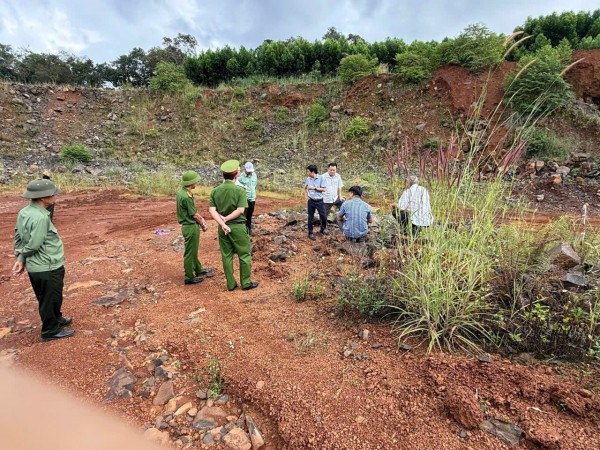 Vụ khai thác khoáng sản trái phép ở xã Bom Bo: 'Mỏ đá'  nằm trong lâm phần