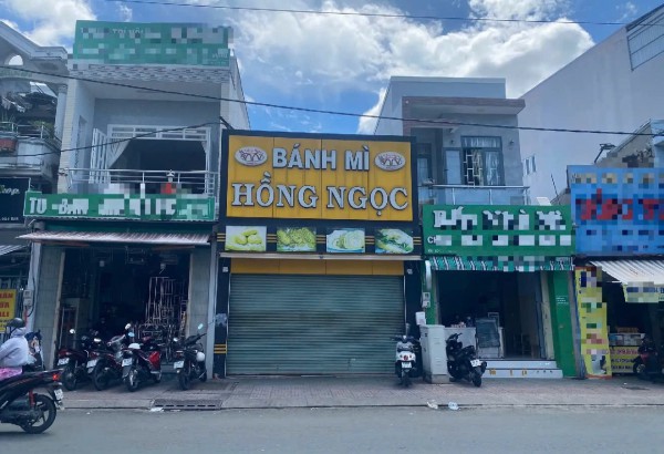 Vụ nghi ngộ độc sau khi ăn bánh mì ở Đồng Tháp: 232 người nhập viện Vụ nghi ngộ độc sau khi ăn bánh mì ở Đồng Tháp: 232 người nhập viện