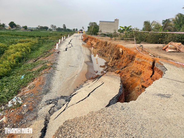 Vụ sạt lở đường ven sông Tây Ninh: Xác định nguyên nhân ban đầu
