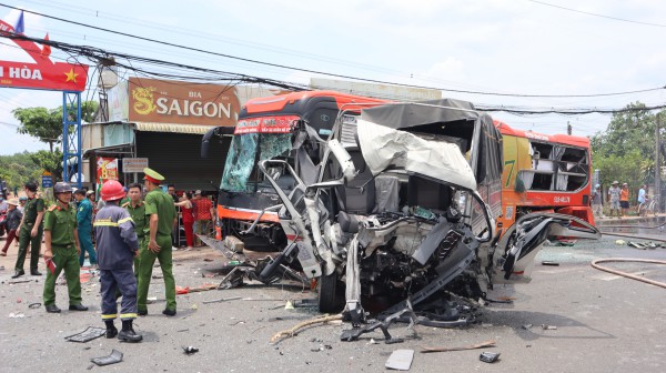Vụ tai nạn liên hoàn ở Bình Phước: Tài xế xe tải tử vong
