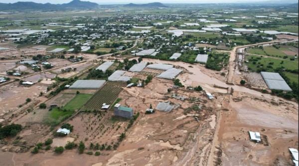 Vụ vỡ hồ chứa nước ở Tuy Phong: Chủ tịch UBND tỉnh yêu cầu điều tra, làm rõ Vụ vỡ hồ chứa nước ở Tuy Phong: Chủ tịch UBND tỉnh yêu cầu điều tra, làm rõ