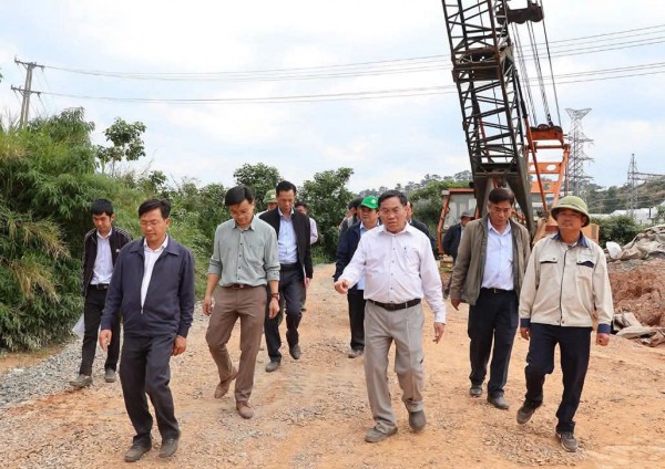 Vướng 14 hộ dân, đường Cam Ly - Phước Thành ở Đà Lạt nguy cơ trễ hẹn