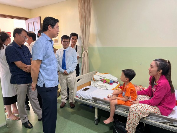 Xác định vi khuẩn gây ngộ độc hàng loạt ở tiệm bánh mì Hồng Ngọc 12