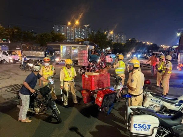 Xe container chạy lùi tông tử vong 1 người ở chợ đầu mối Thủ Đức, TP.HCM