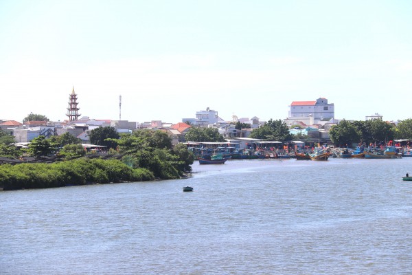 Ăn cá nóc, 5 người nhập viện