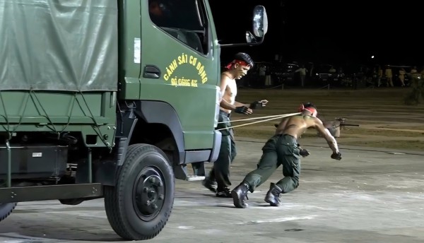 Đà Lạt: Hàng chục ngàn người dự khán Hội thao quân sự, võ thuật và thể thao CAND Đà Lạt: Hàng chục ngàn người dự khán Hội thao quân sự, võ thuật và thể thao CAND