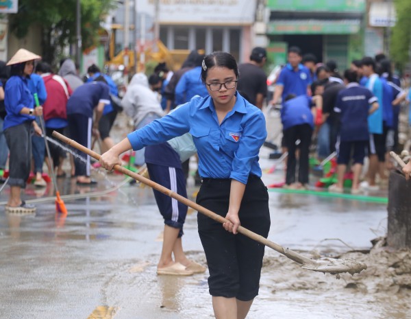 Đà Nẵng, Quảng Ngãi ứng phó nguy cơ lũ chồng lũ Đà Nẵng, Quảng Ngãi ứng phó nguy cơ lũ chồng lũ