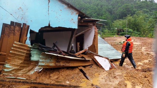 Đà Nẵng, Quảng Ngãi ứng phó nguy cơ lũ chồng lũ Đà Nẵng, Quảng Ngãi ứng phó nguy cơ lũ chồng lũ