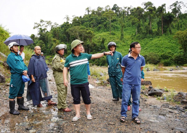 Đà Nẵng: Tìm 2 người mất tích trong mưa lớn