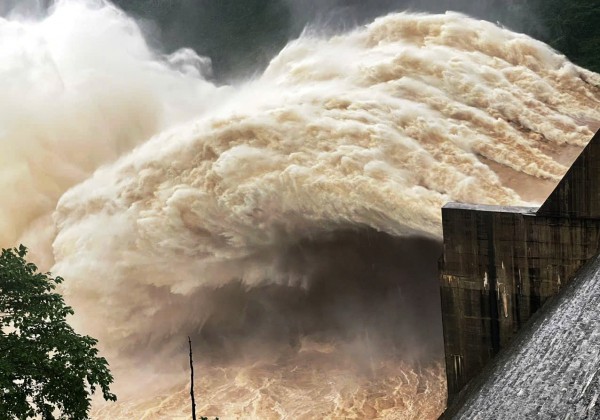 Đà Nẵng: Trước 22 giờ 6.11, các thủy điện phải hạ cao trình đón lũ thấp nhất