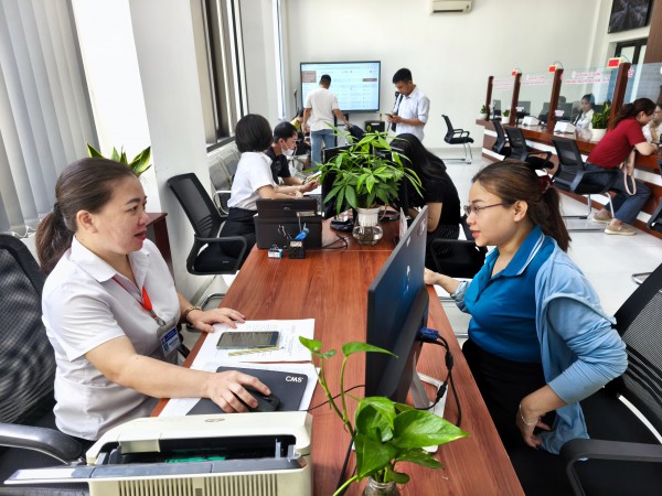 Đà Nẵng chi hơn 377 tỉ đồng hỗ trợ cán bộ bị ảnh hưởng do sáp nhập Đà Nẵng chi hơn 377 tỉ đồng hỗ trợ cán bộ bị ảnh hưởng do sáp nhập