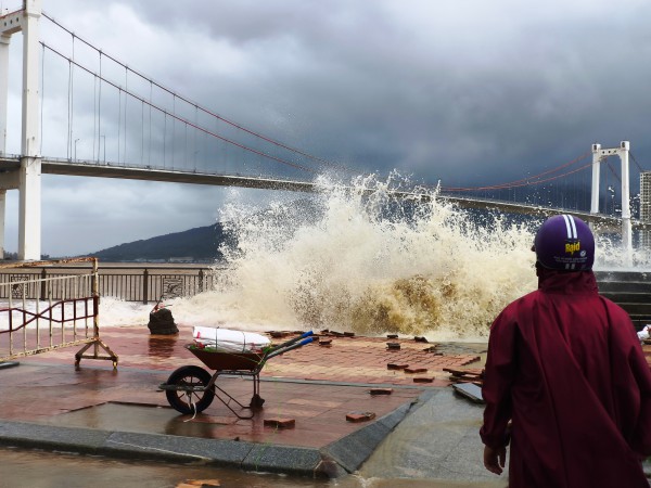 Đà Nẵng lập 3 sở chỉ huy tiền phương ứng phó với bão số 12 Đà Nẵng lập 3 sở chỉ huy tiền phương ứng phó với bão số 12