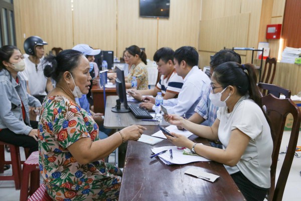 Đà Nẵng phê bình nhiều xã, phường chậm cập nhật chi trả quà Quốc khánh 2.9 Đà Nẵng phê bình nhiều xã, phường chậm cập nhật chi trả quà Quốc khánh 2.9