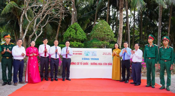 Đặc khu Côn Đảo khánh thành đường cờ, đường hoa trong dịp đặc biệt