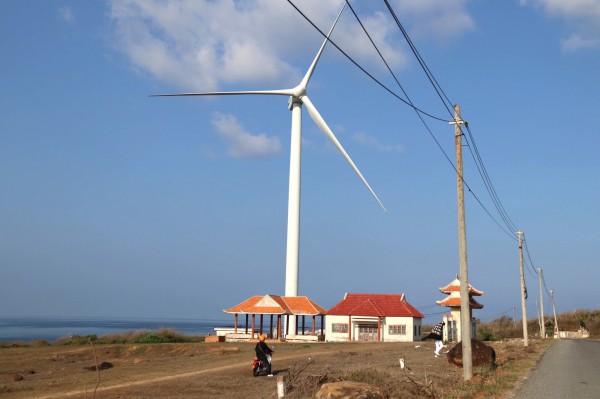 Đặc khu Phú Quý: Từ hậu cứ Trường Sa đến khát vọng làm giàu giữa trùng khơi Đặc khu Phú Quý: Từ hậu cứ Trường Sa đến khát vọng làm giàu giữa trùng khơi