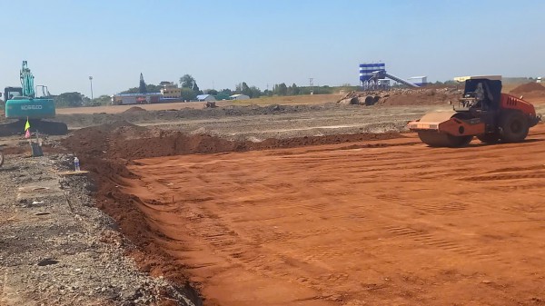 Đại công trường sân bay Liên Khương sau 2 tuần khởi công sửa chữa, nâng cấp