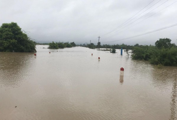 Đắk Lắk: Mưa lũ gây ngập nặng nhiều xã, giao thông bị chia cắt