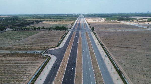 Đấu giá gần 90 ha đất sân bay Long Thành Đấu giá gần 90 ha đất sân bay Long Thành