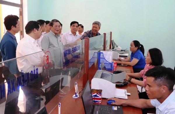 Đầu tư hạ tầng khoa học để chính quyền địa phương 2 cấp miền núi hoạt động thông suốt Đầu tư hạ tầng khoa học để chính quyền địa phương 2 cấp miền núi hoạt động thông suốt