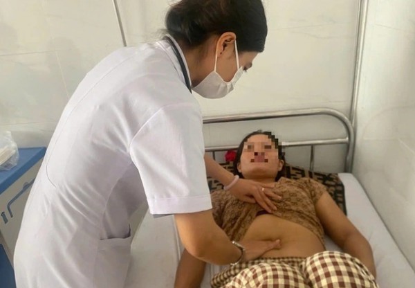 Đề xuất phạt cơ sở bánh mì hơn 80 triệu đồng sau vụ 38 người ngộ độc Đề xuất phạt cơ sở bánh mì hơn 80 triệu đồng sau vụ 38 người ngộ độc