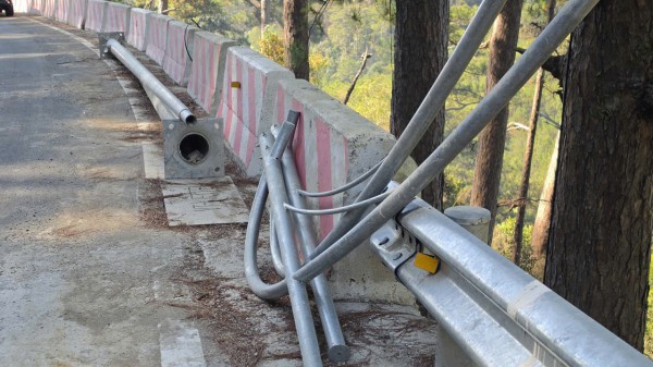 Đèo Prenn lên Đà Lạt vẫn tiềm ẩn nguy cơ sạt lở