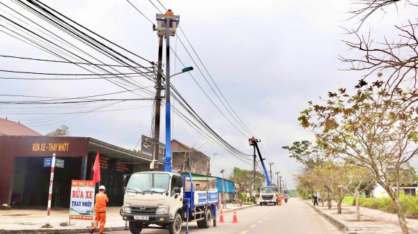 Điện lực Quảng Trị sẵn sàng phương án cung cấp điện dịp cao điểm Tết Nguyên đán