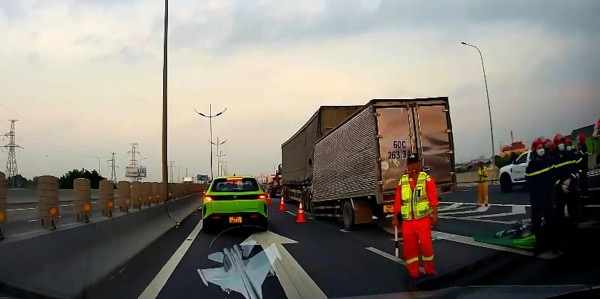 Điều tra vụ tai nạn chết người trên cao tốc TP.HCM - Trung Lương