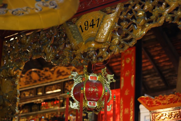 Đình cổ 200 năm còn giữ sắc phong vua Bảo Đại ở TP.HCM ít ai biết Đình cổ 200 năm còn giữ sắc phong vua Bảo Đại ở TP.HCM ít ai biết