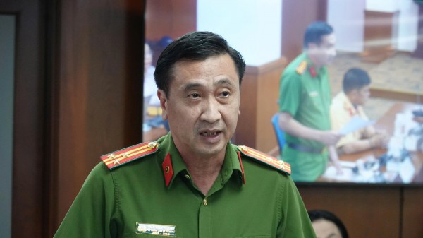 Đổ xăng dầu rồi rút ra mua tiếp để tích trữ: Công an TP.HCM nói gì?