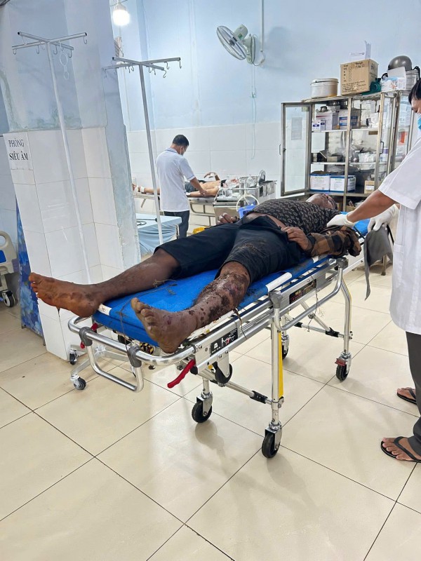 Đồng Nai: Tìm thấy người 'mất tích' 3 ngày nằm bất tỉnh trong bụi cây Đồng Nai: Tìm thấy người 'mất tích' 3 ngày nằm bất tỉnh trong bụi cây